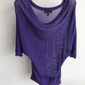 Purple light gauge sweater
